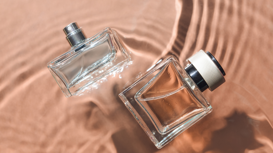 Cara Layering Parfum untuk Menciptakan Aroma Unik yang Tahan Lama