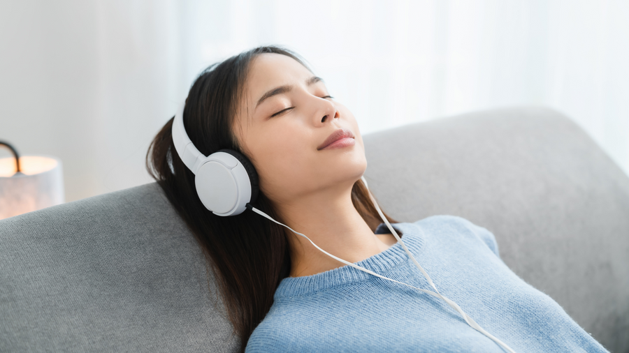 Sulit Tenang dan Fokus? Coba Kombinasi Aromaterapi dan Musik untuk Redakan Stres