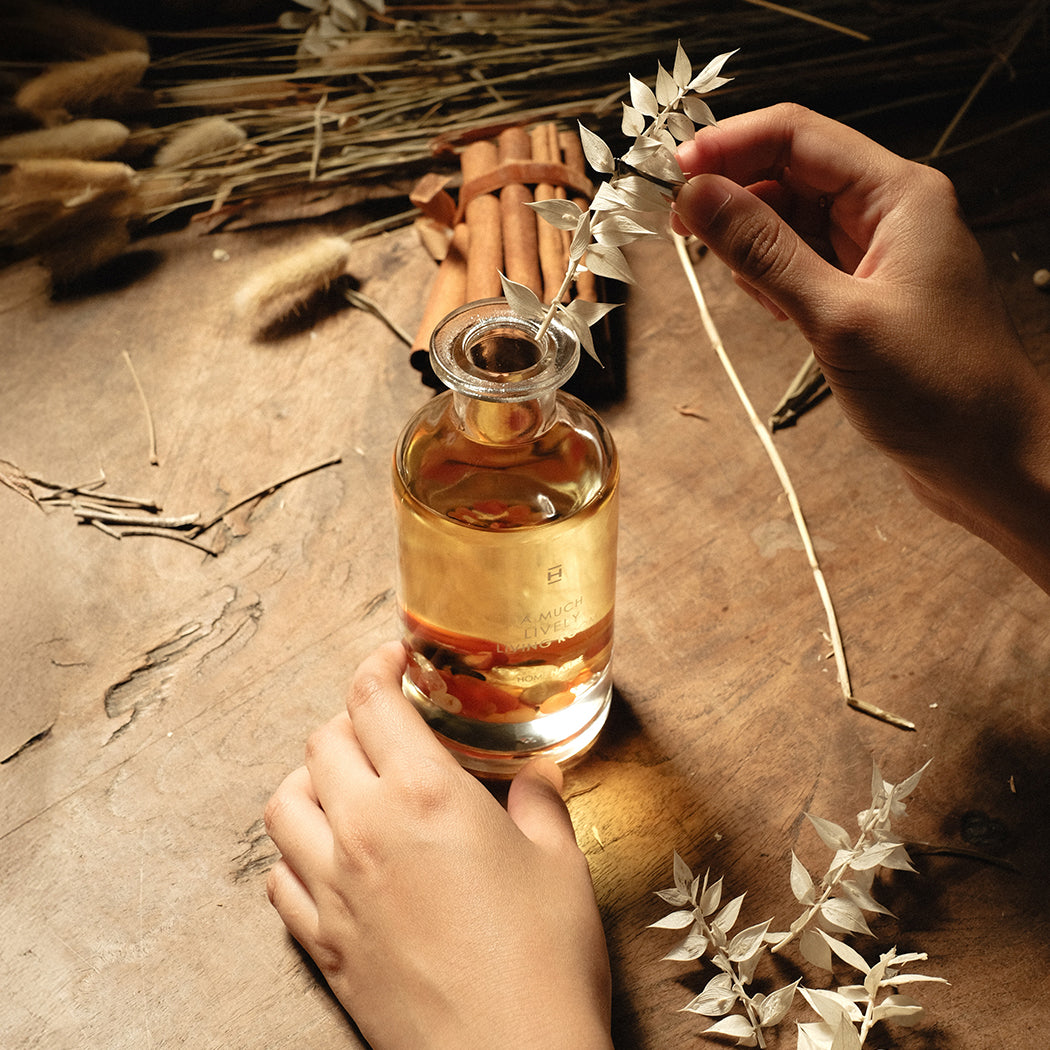 HOME of HUMANS A Much Lively Living Room Reed Diffuser 140 ml