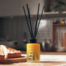 Load image into Gallery viewer, HOME of HUMANS A Kitchen of Warm Lemon Pie 140 ml